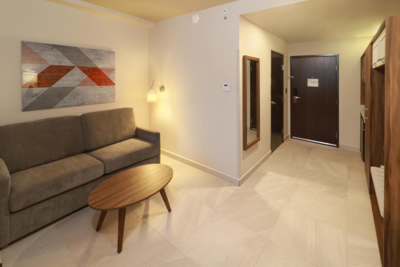 Holiday Inn & Suites - Monterrey Apodaca Zona Airport By Ihg Екстер'єр фото